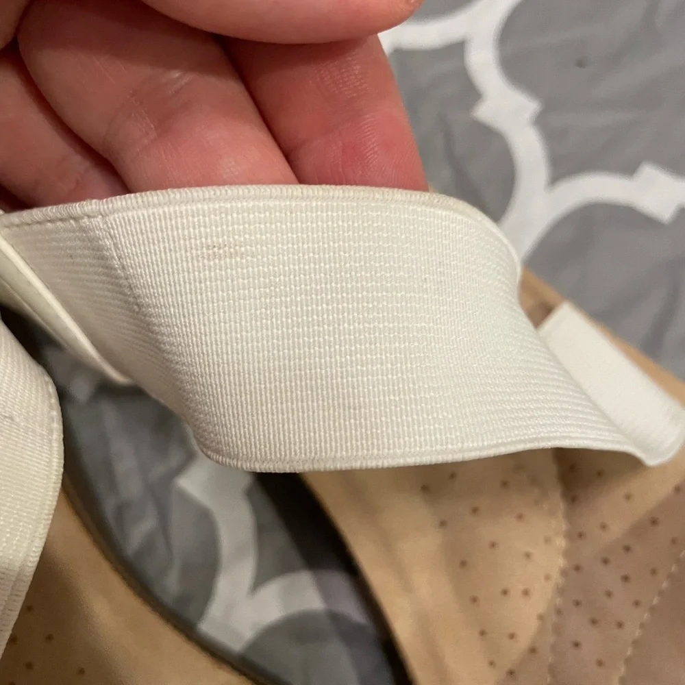 Andiamo Size 9W White Stretch Comfort Sandal Padded Soles